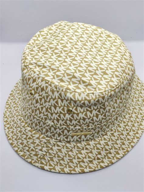 mk bucket hat